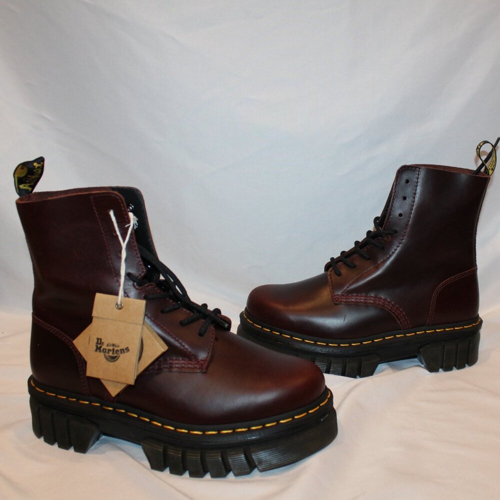 NIB DR. MARTENS WOMEN'S AUDRICK 8 EYE PLATFORM LACE UP COMBAT BOOTS - Picture 3 of 9